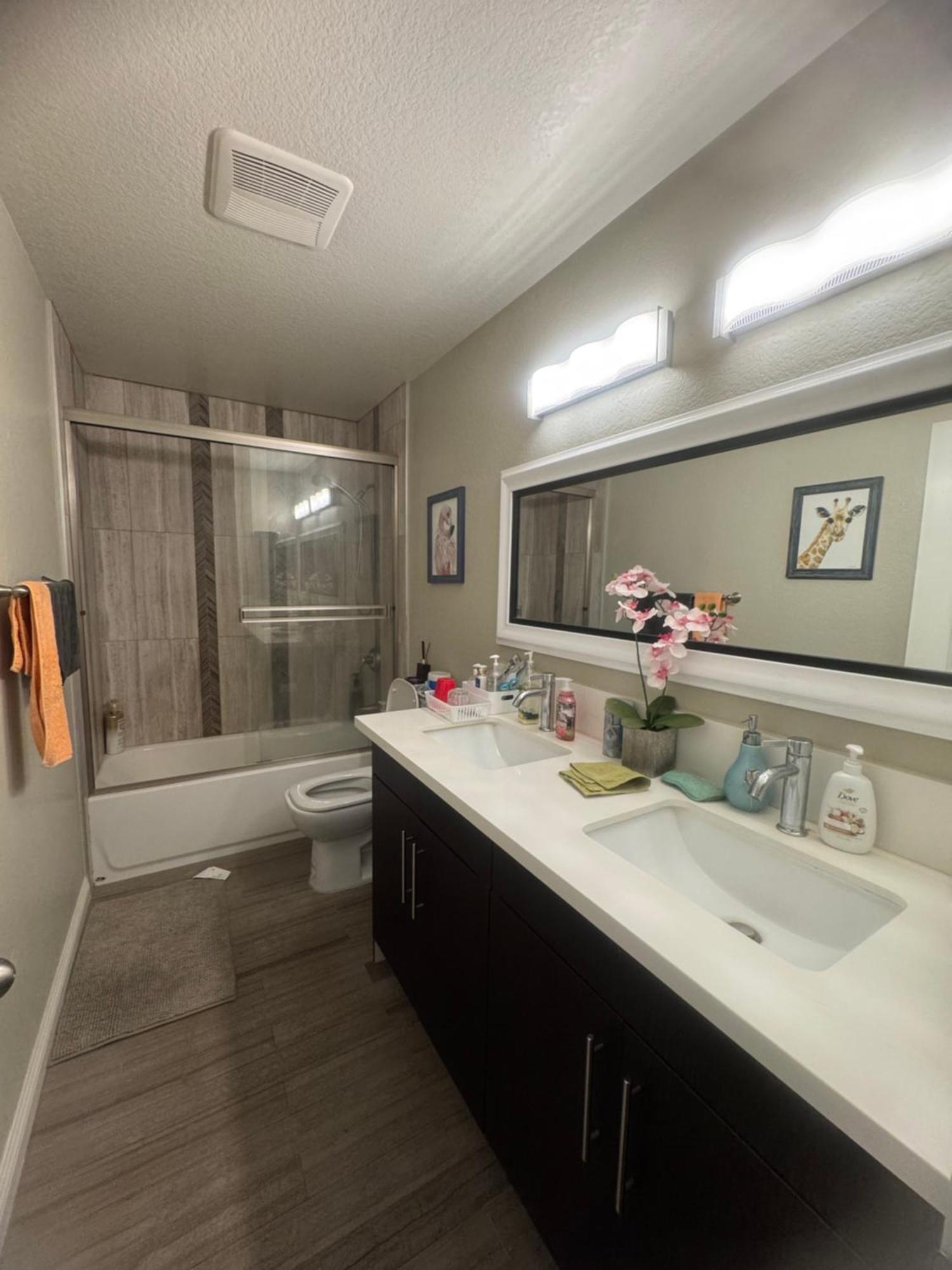 2#Family Suite King Bed Room Chino Hills Exterior photo